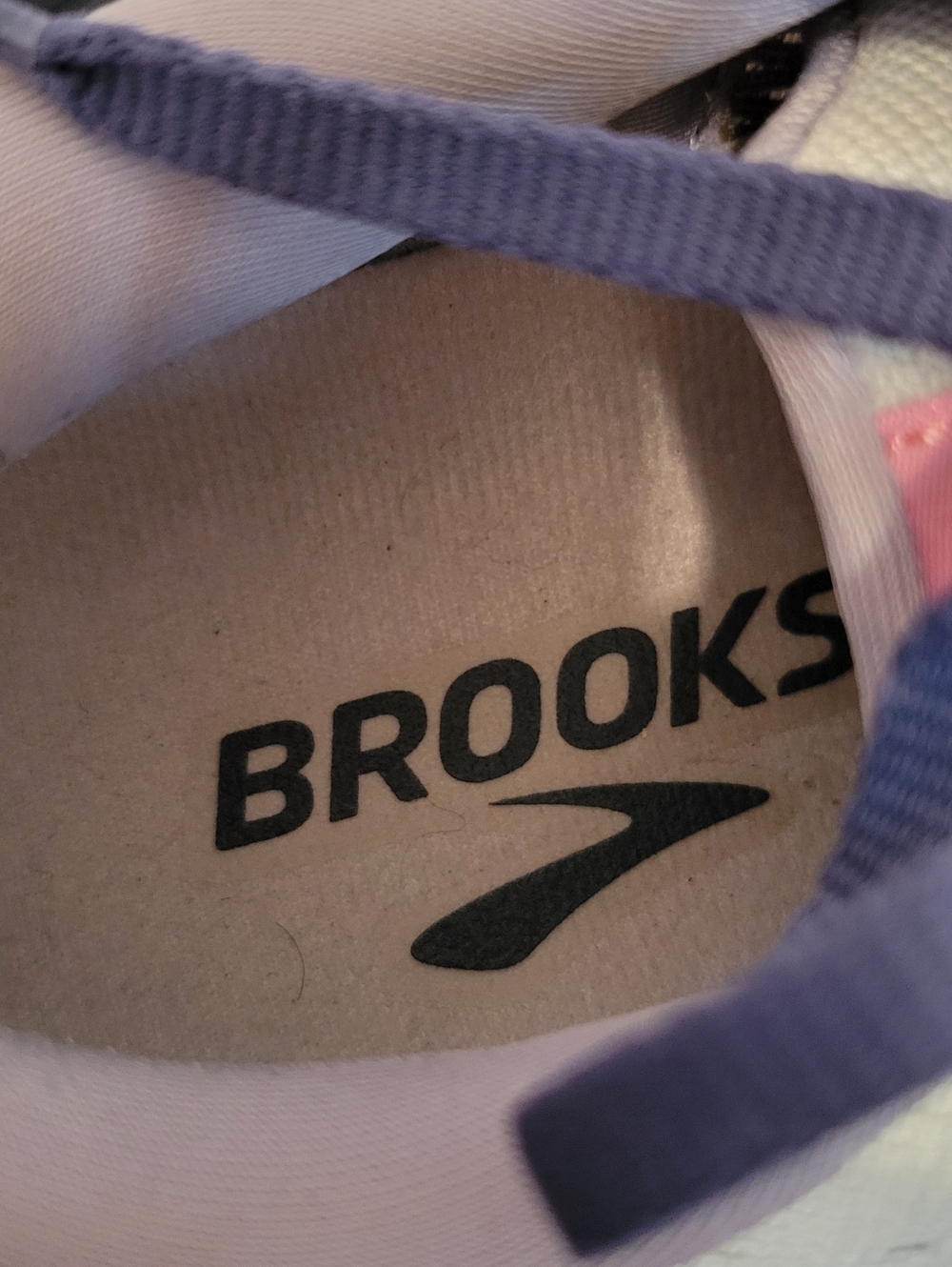 Brooks Ghost 15 Running Shoes Women’s Size 7 Wide D Cream Purple Pink Athletic - Picture 12 of 12